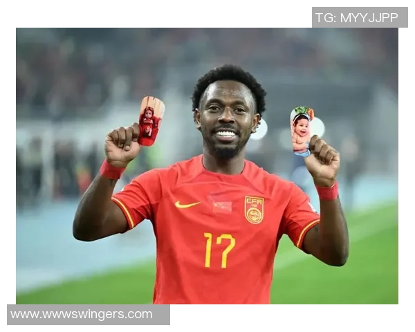 足球明星接受采访分享训练秘辛与比赛心路历程的独家揭秘 足球明星接受采访分享训练秘辛与比赛心路历程的独家揭秘